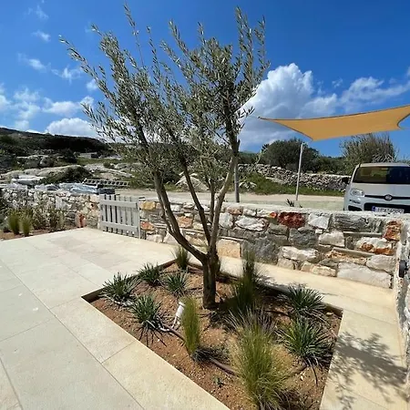 Villamar - Private With Pool In Naoussa Parikia (Paros)